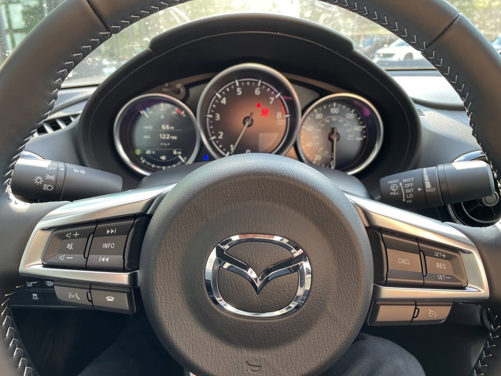 New 2025 MAZDA MX-5 Miata Club image 13