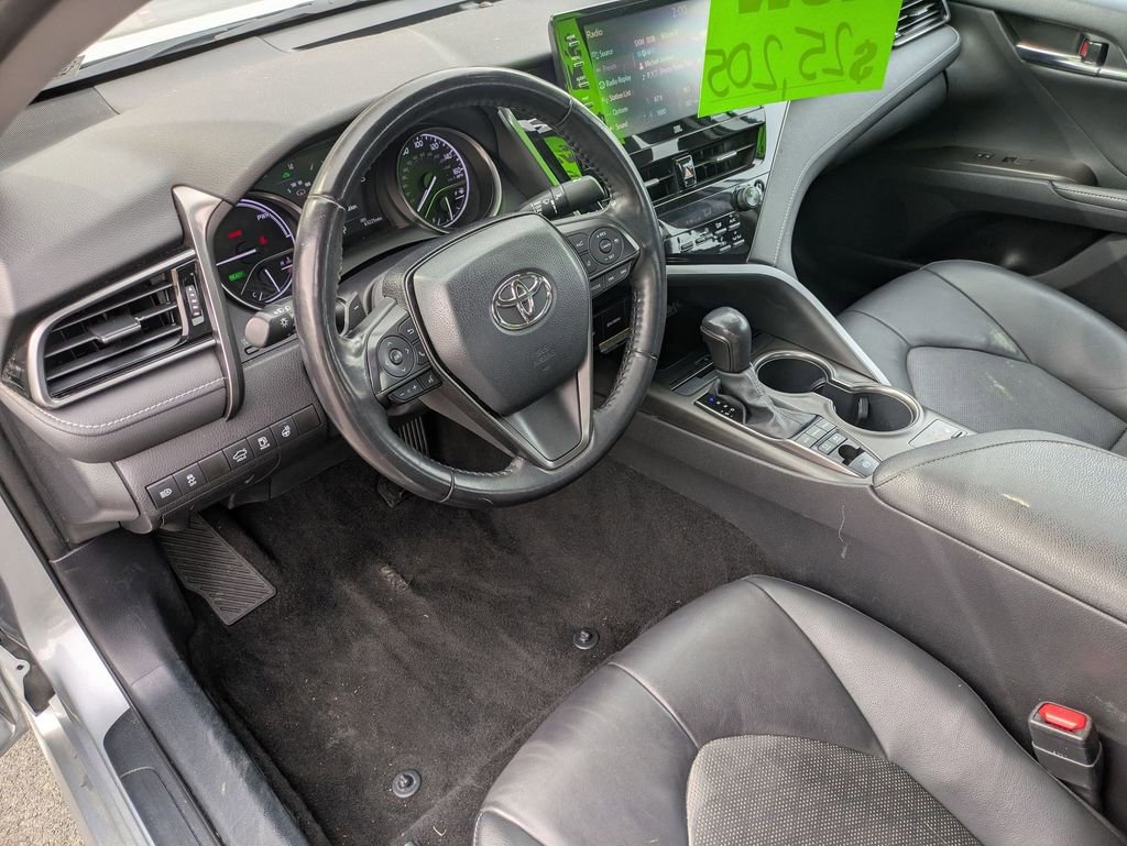 Used 2021 Toyota Camry XSE w/ Navigation Upgrade Package image 11