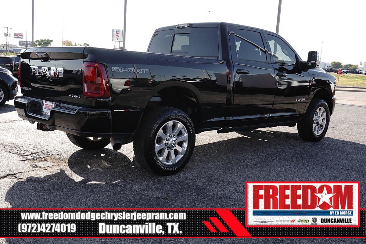 Used 2025 RAM 3500 Laramie AWD/4WD image 5