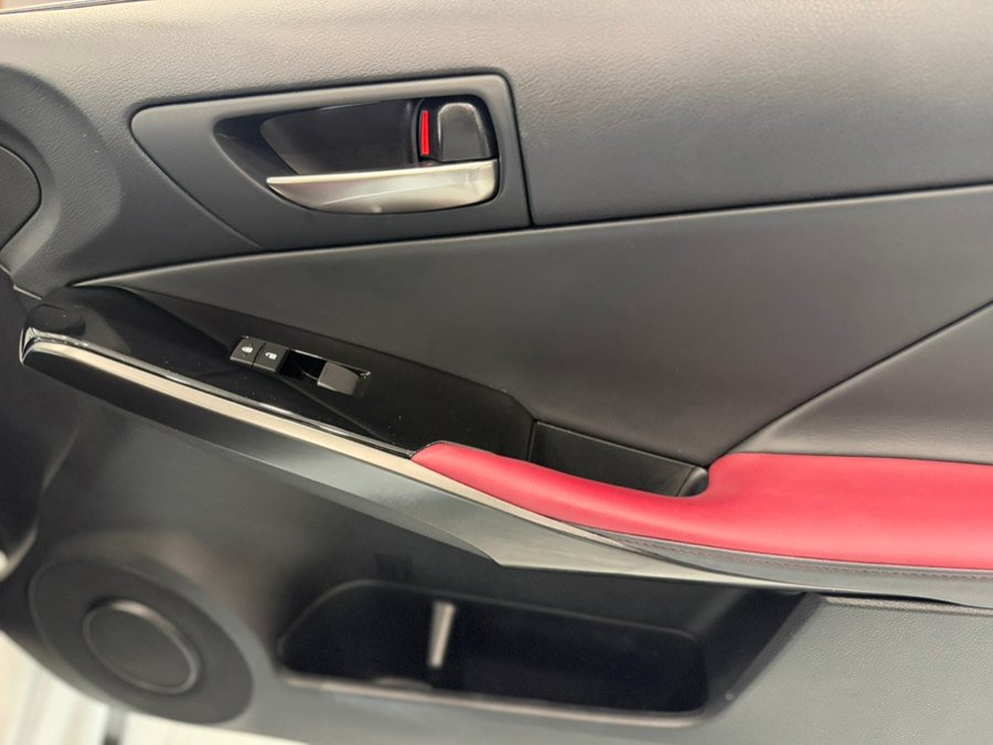 Used 2024 Lexus IS 350 F Sport RWD image 17