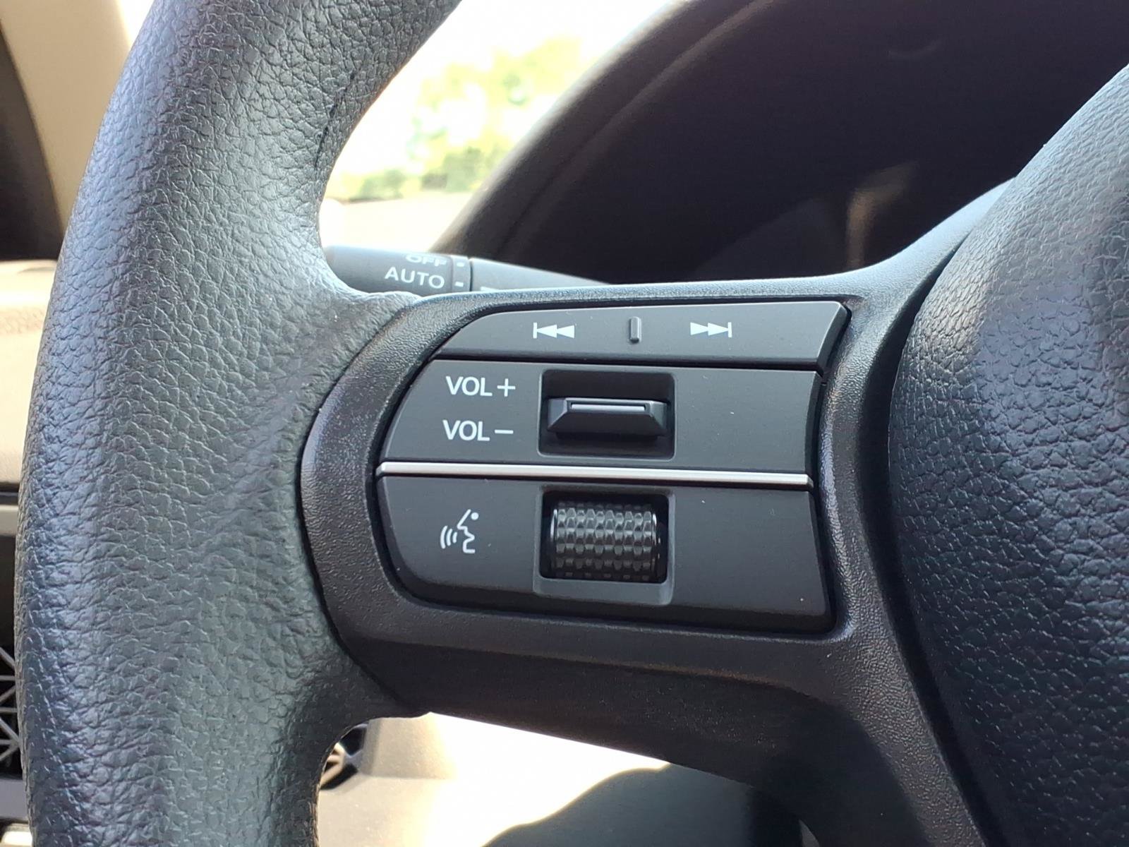 Certified 2025 Honda Accord SE image 26