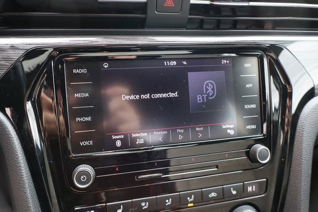 Used 2021 Volkswagen Passat 2.0T R-Line image 18