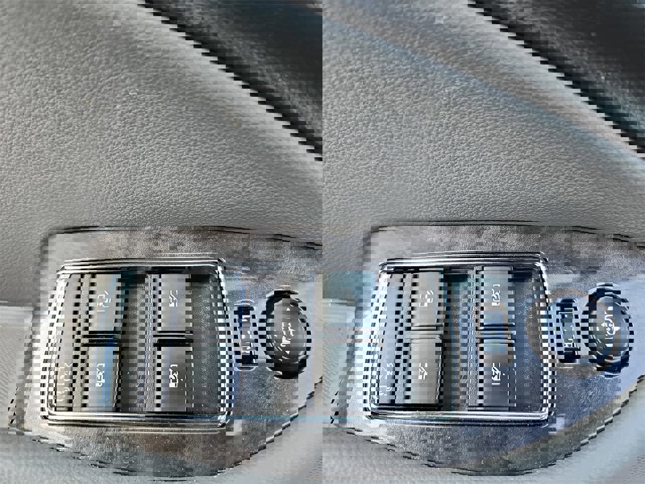 Used 2014 Chevrolet Impala LTZ image 27