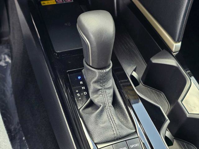 Used 2026 Toyota Camry XSE FWD image 34