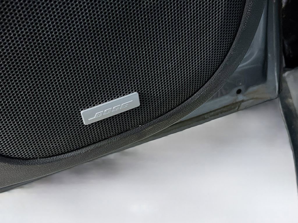 Certified 2021 GMC Acadia SLT w/ Trailering Package image 18