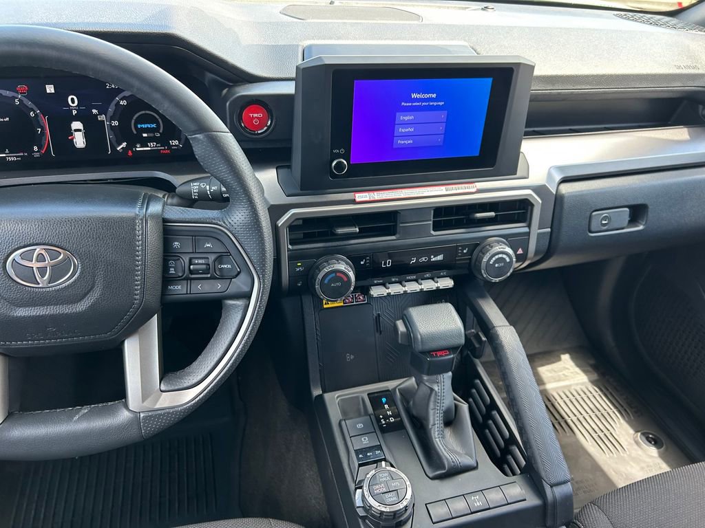 Used 2025 Toyota 4Runner TRD Off-Road AWD/4WD image 19
