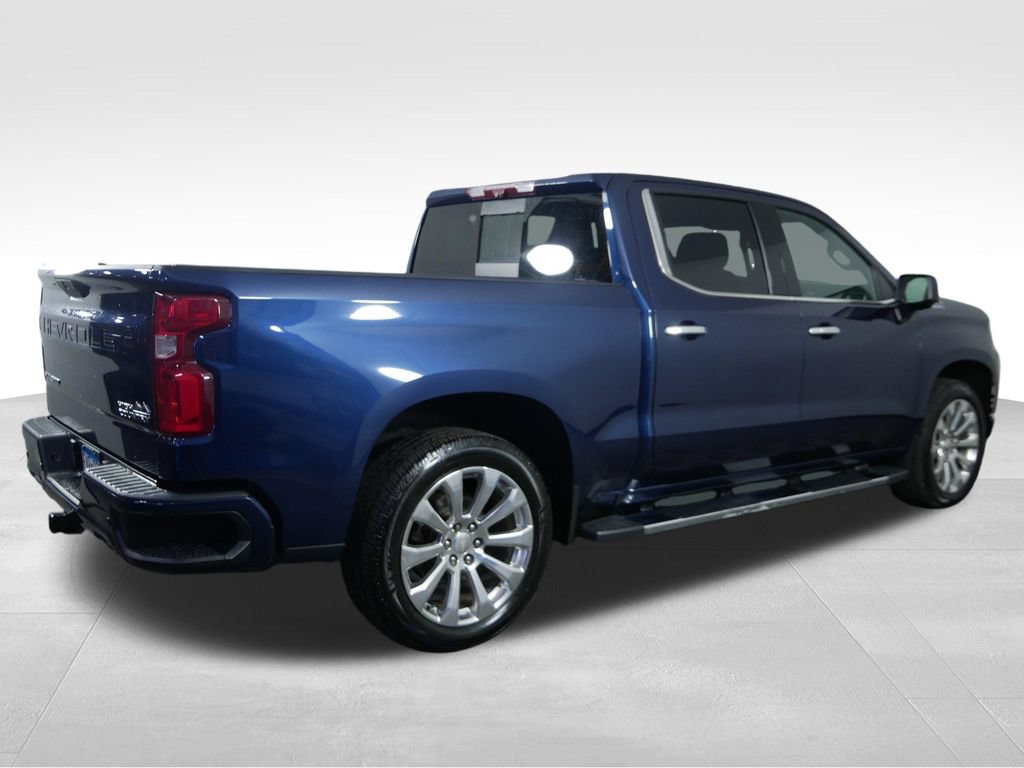 Used 2020 Chevrolet Silverado 1500 High Country w/ Technology Package AWD/4WD image 9