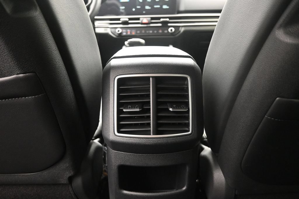 Used 2026 Kia Sportage EX FWD image 26