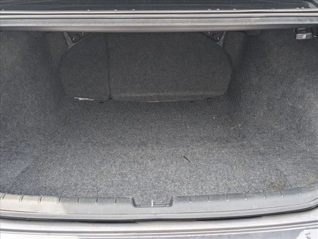 Used 2017 Honda Accord EX-L image 6