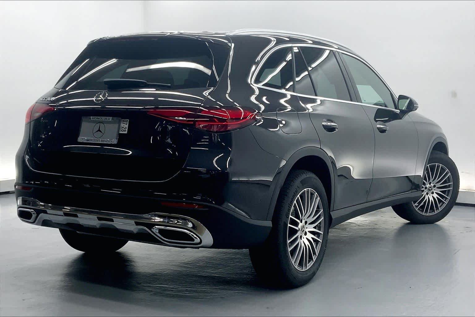 New 2026 Mercedes-Benz GLC 300 image 8