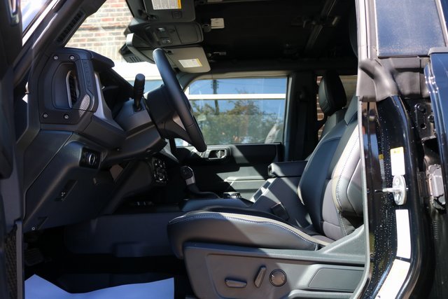 New 2025 Ford Bronco Outer Banks image 16