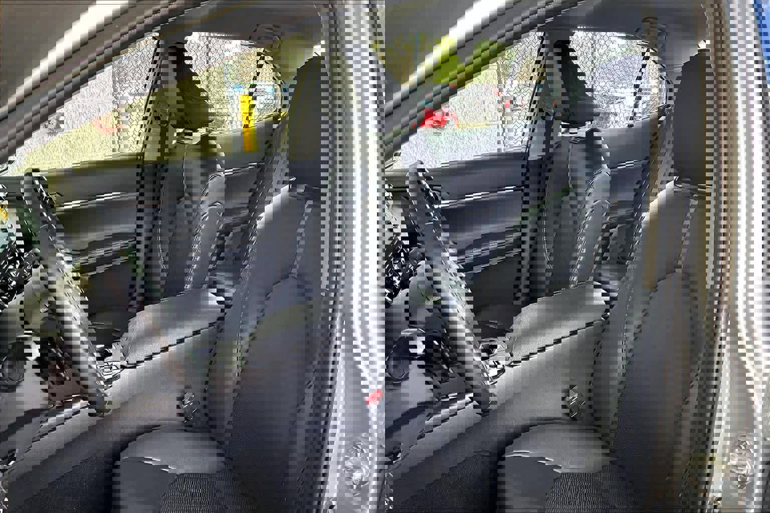 Used 2024 Toyota Camry XSE FWD image 8