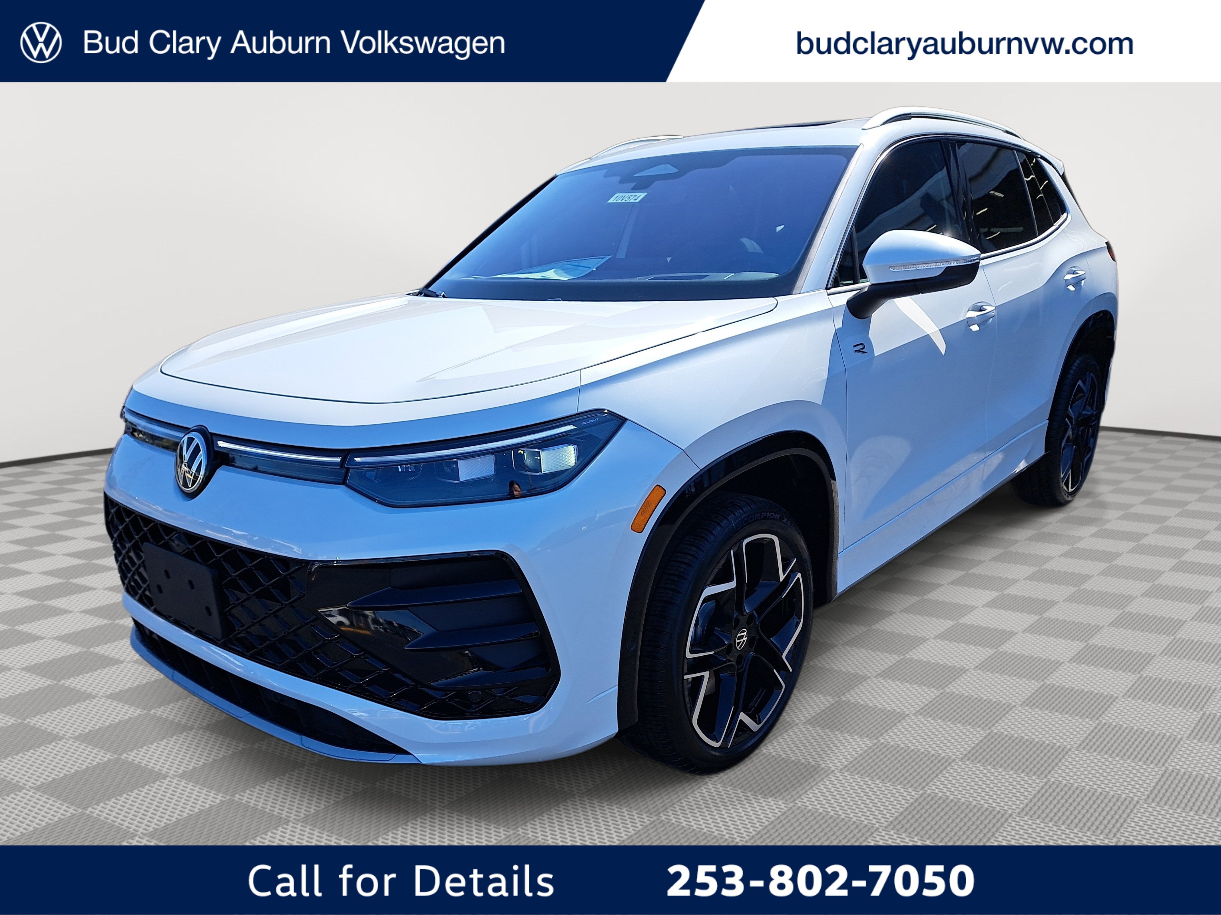 New 2025 Volkswagen Tiguan SEL R-Line