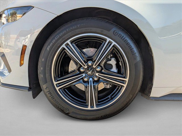 Used 2025 Ford Mustang Premium RWD image 22