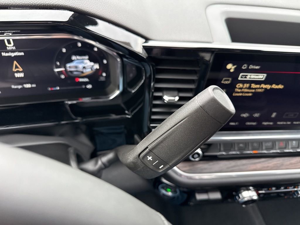 Used 2026 GMC Sierra 1500 SLT image 18