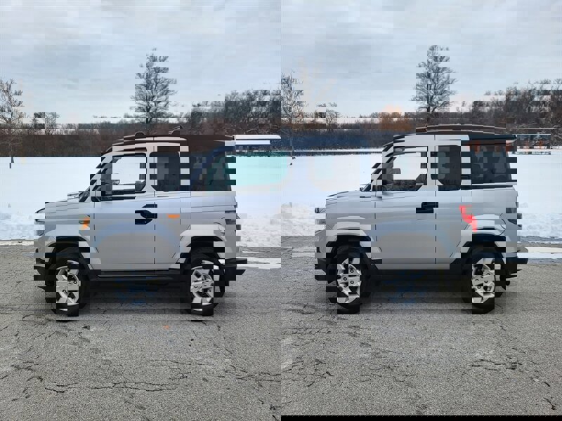 Used 2011 Honda Element EX image 3