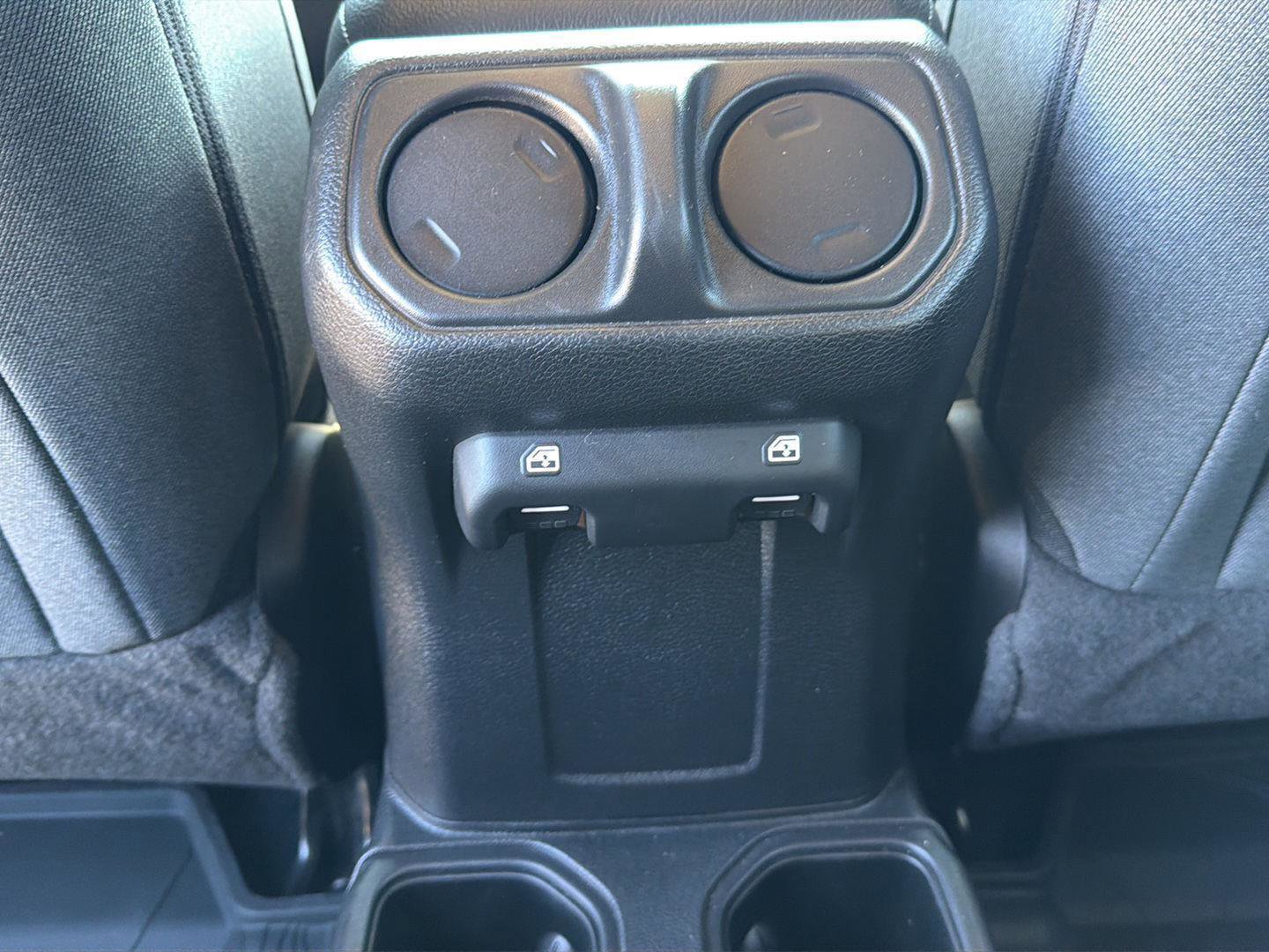 Used 2024 Jeep Wrangler Willys image 27