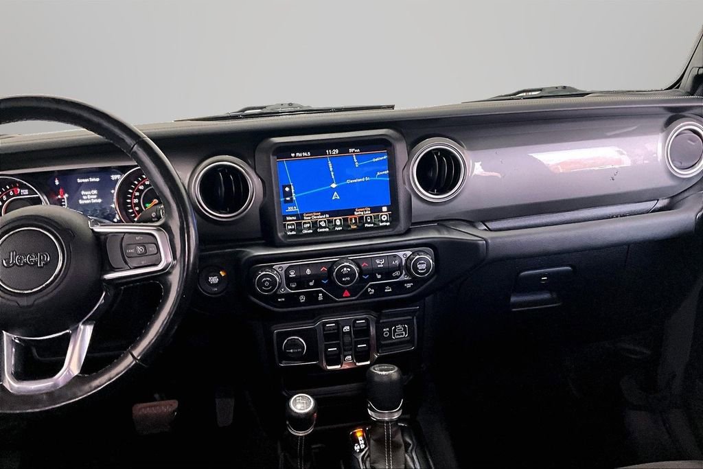 Used 2022 Jeep Gladiator Overland w/ Cold Weather Group AWD/4WD image 9