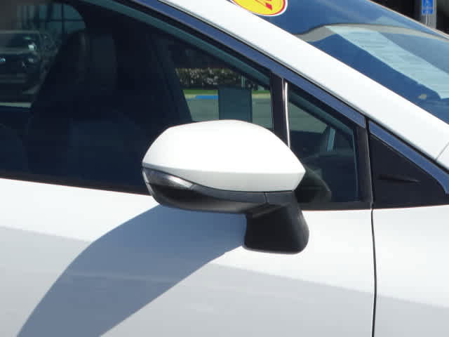 Used 2021 Toyota Corolla XLE image 7