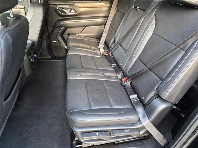 Used 2022 Chevrolet Suburban Z71 AWD/4WD image 15