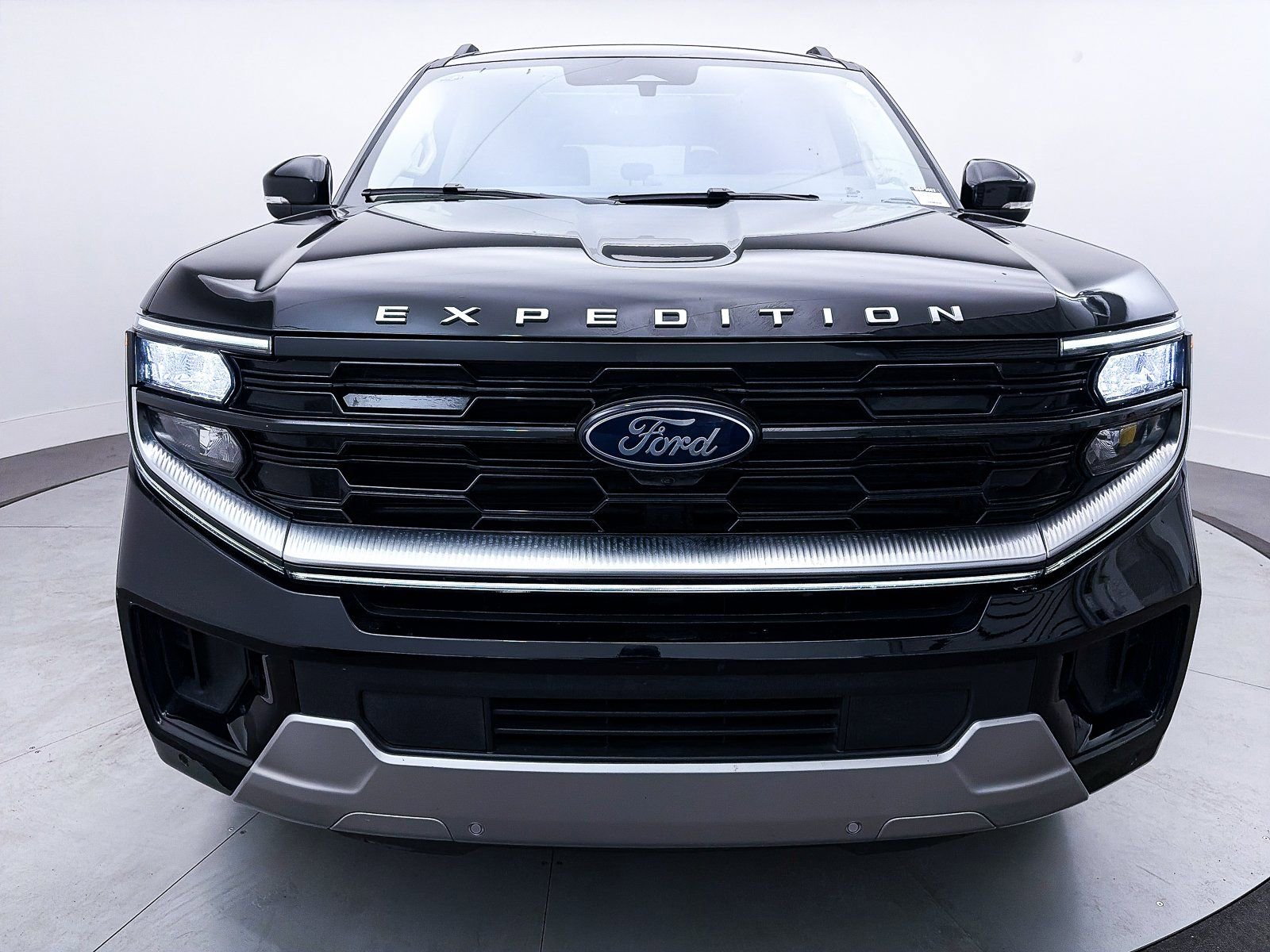 Used 2025 Ford Expedition Max Platinum image 28