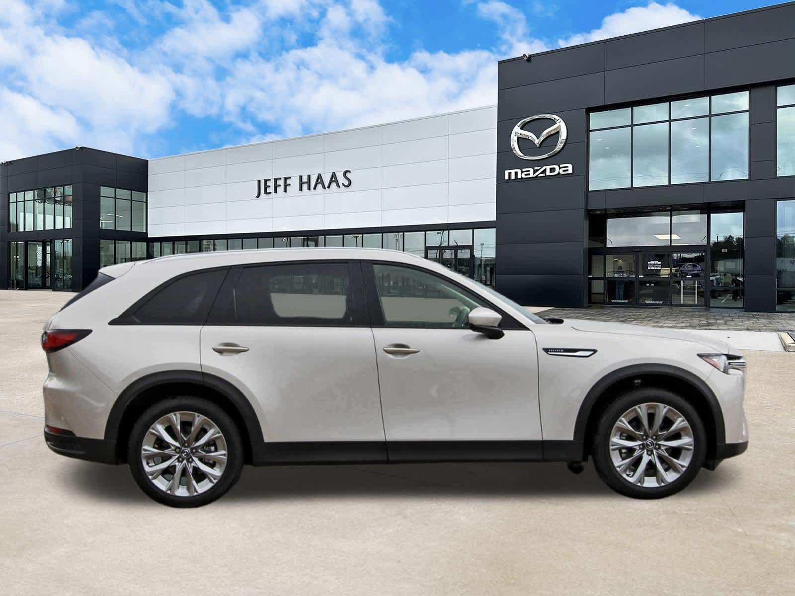 Certified 2026 MAZDA CX-90 3.3 Turbo w/ Preferred Package AWD/4WD image 5