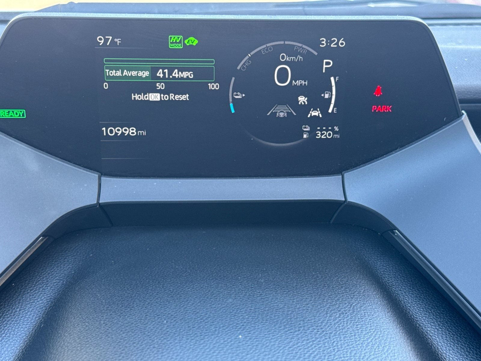 Used 2025 Toyota Prius Plug-In Hybrid FWD image 25