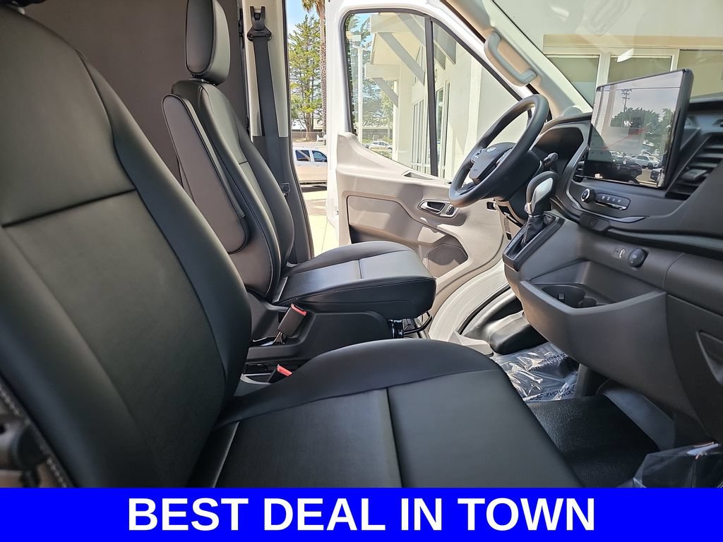 New 2026 Ford Transit 250 148 Medium Roof w/ Load Area Protection Package RWD image 10