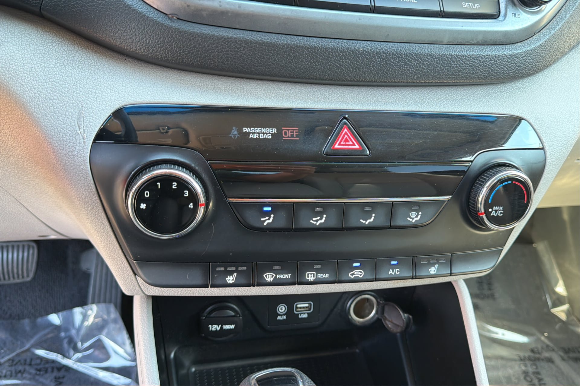 Used 2018 Hyundai Tucson SEL w/ Cargo Package FWD image 28