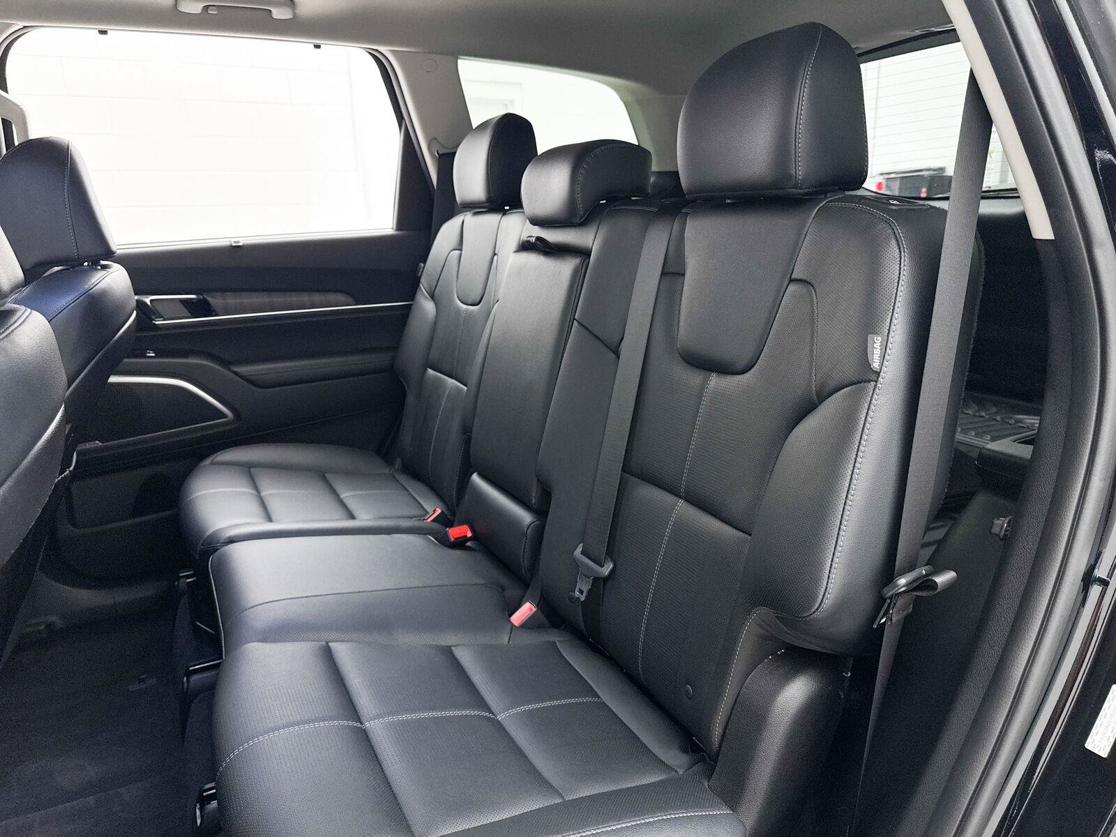Used 2024 Kia Telluride EX FWD image 33