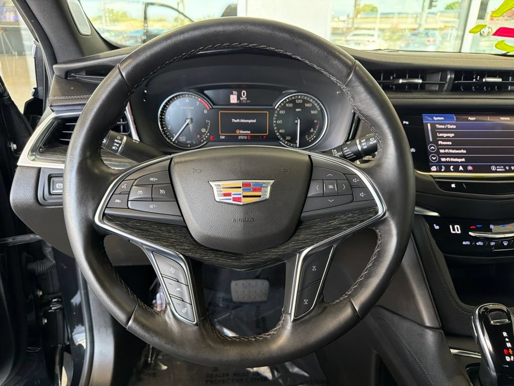 Used 2023 Cadillac XT5 Premium Luxury FWD image 23