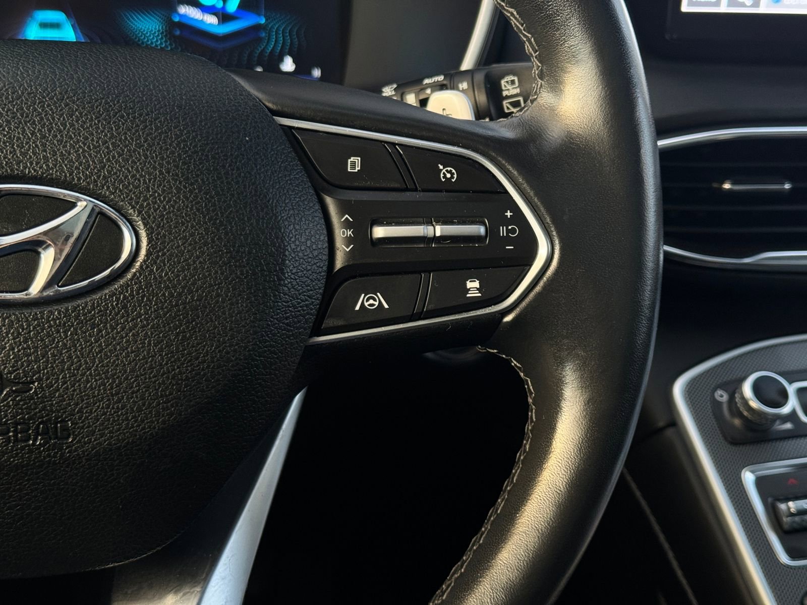 Used 2022 Hyundai Santa Fe Limited w/ Cargo Package image 41