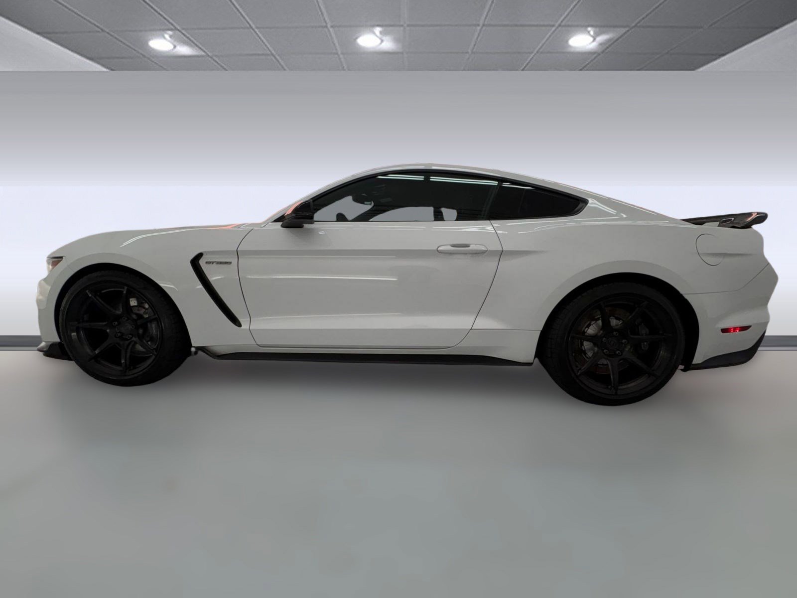 Used 2018 Ford Mustang Shelby GT350 w/ Electronics Package image 2