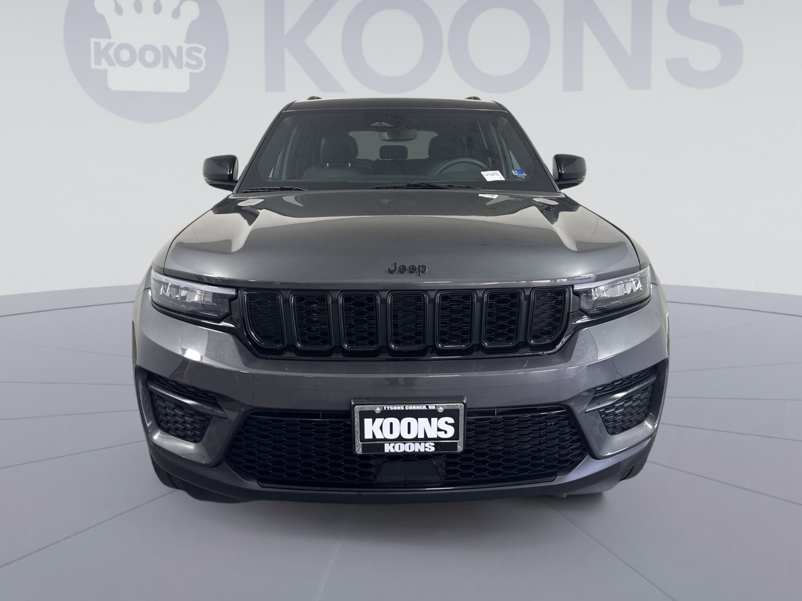 Used 2023 Jeep Grand Cherokee Altitude AWD/4WD image 11