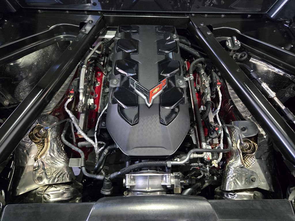 New 2027 Chevrolet Corvette Stingray Coupe w/ 1LT RWD image 34