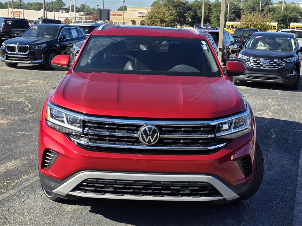 Used 2020 Volkswagen Atlas Cross Sport SE w/ Panoramic Sunroof Package image 3