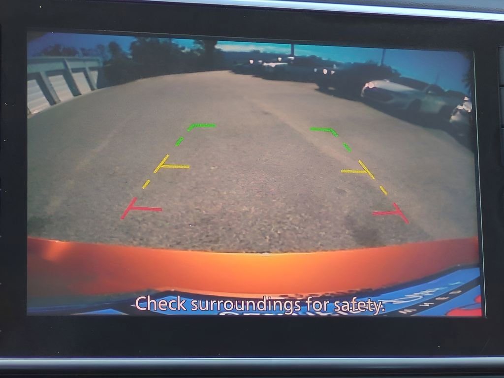 Certified 2022 Nissan Versa SR w/ Convenience Package image 19