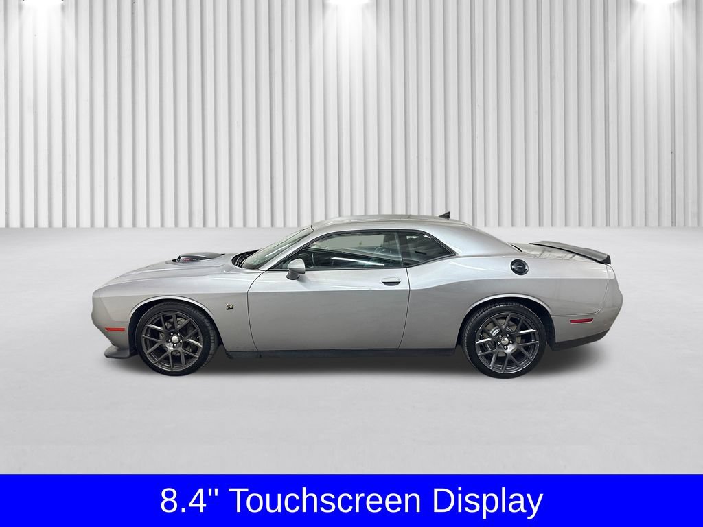 Used 2016 Dodge Challenger R/T Scat Pack RWD image 10