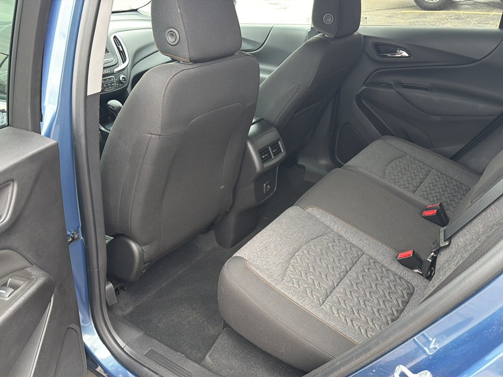 Used 2024 Chevrolet Equinox LT w/ LPO, Floor Liner Package FWD image 15