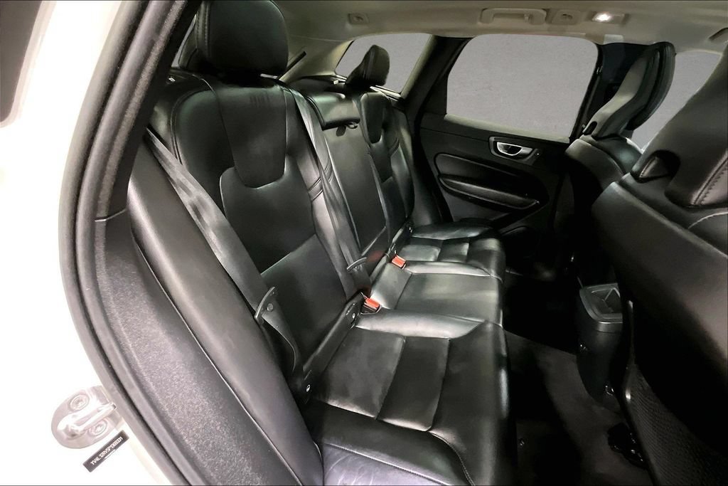 Certified 2023 Volvo XC60 B5 Core w/ Climate Package AWD/4WD image 24