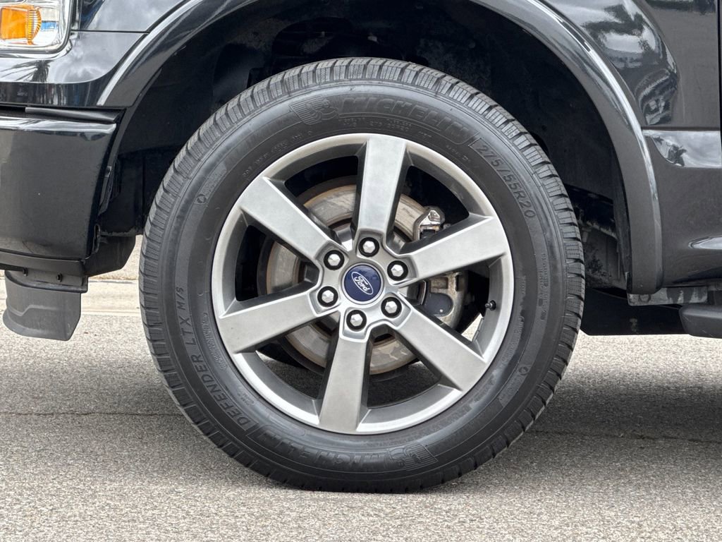 Used 2015 Ford F150 XLT w/ Equipment Group 302A Luxury image 29