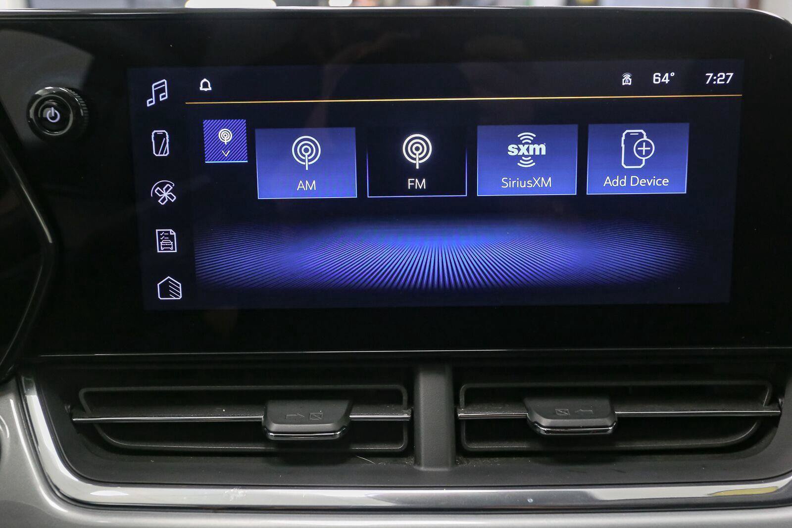 Used 2025 Chevrolet Trax LT FWD image 27