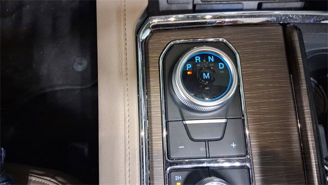 Used 2024 Ford Expedition Limited image 29