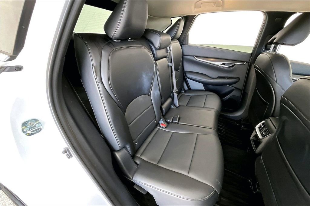 Certified 2025 INFINITI QX50 Pure image 34