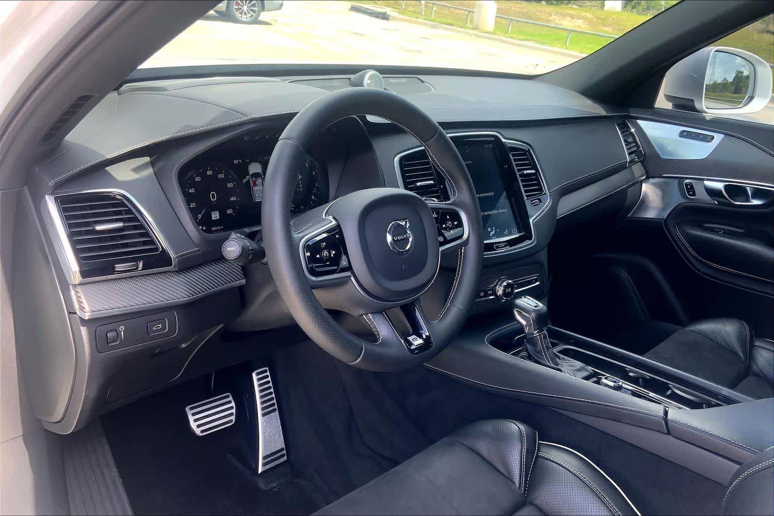 Used 2019 Volvo XC90 T6 R-Design w/ Advanced Package image 17