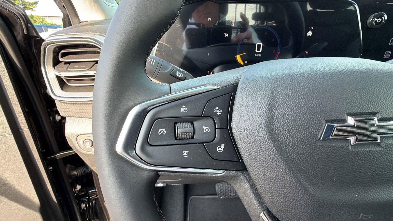 New 2026 Chevrolet TrailBlazer LT w/ Midnight Edition FWD image 21