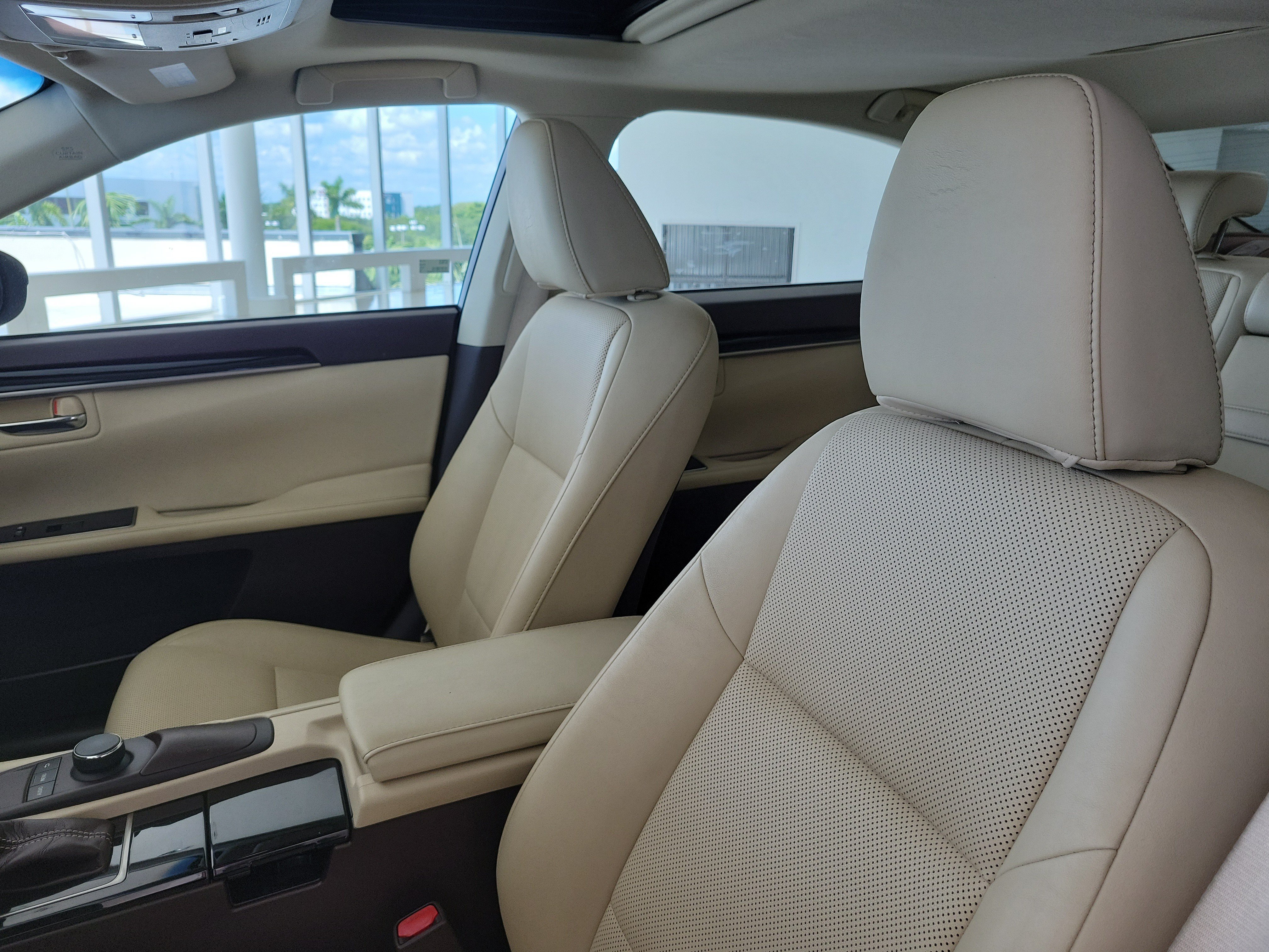 Used 2018 Lexus ES 350 w/ Accessory Package 2 FWD image 21