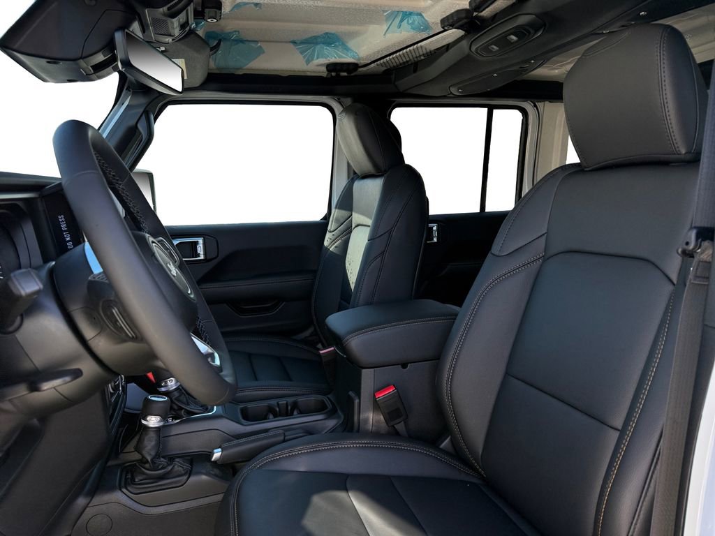 New 2026 Jeep Wrangler Unlimited Sahara AWD/4WD image 9