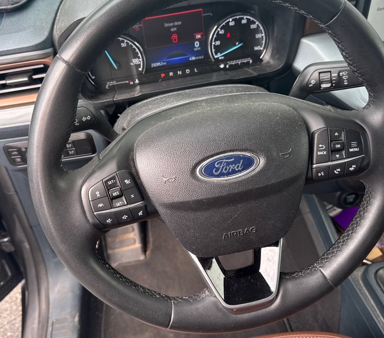 Used 2023 Ford Maverick Lariat w/ Lariat Luxury Package FWD image 9