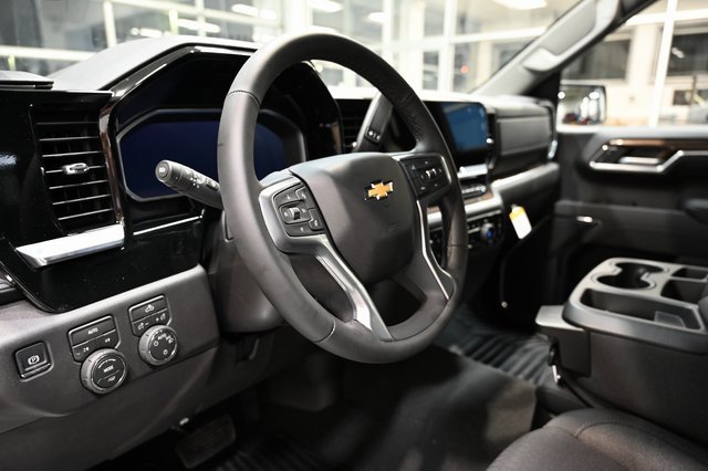 New 2026 Chevrolet Silverado 1500 LT image 19